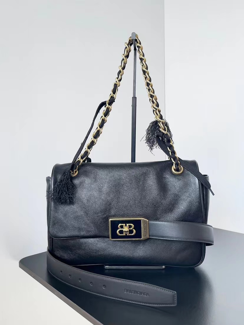 Balenciaga バレンシアガ  バッグ