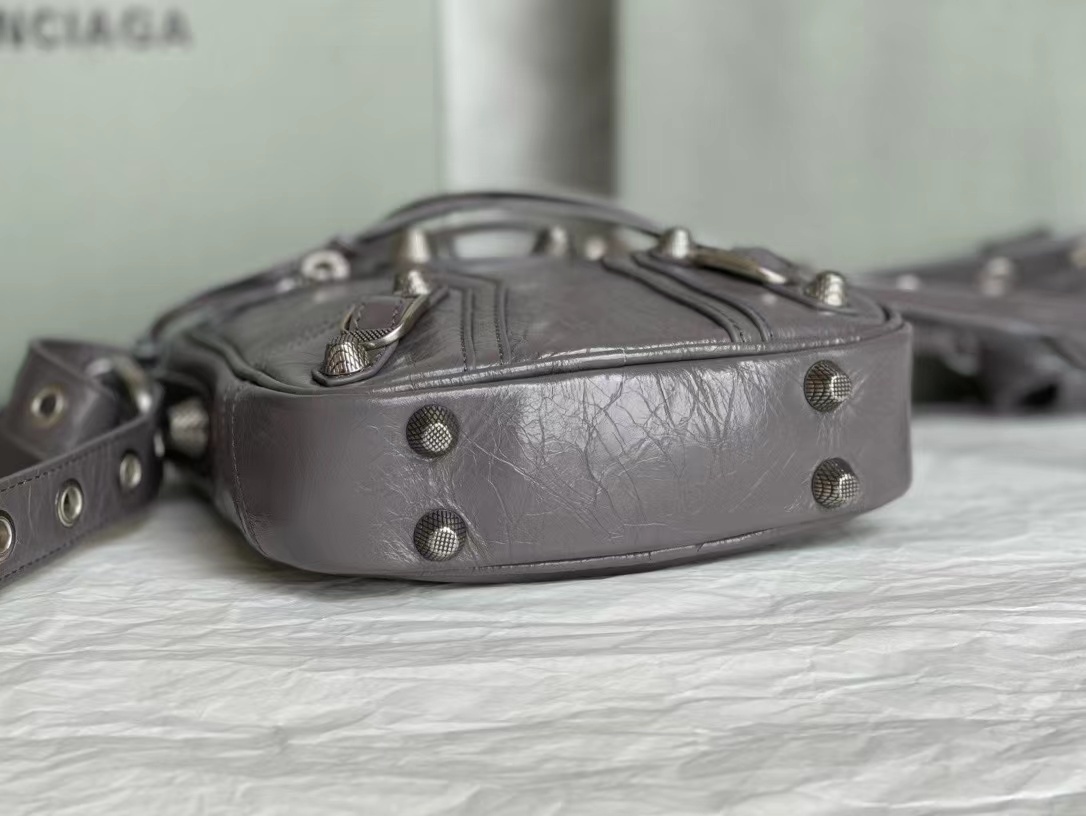 Balenciaga バレンシアガ  バッグ