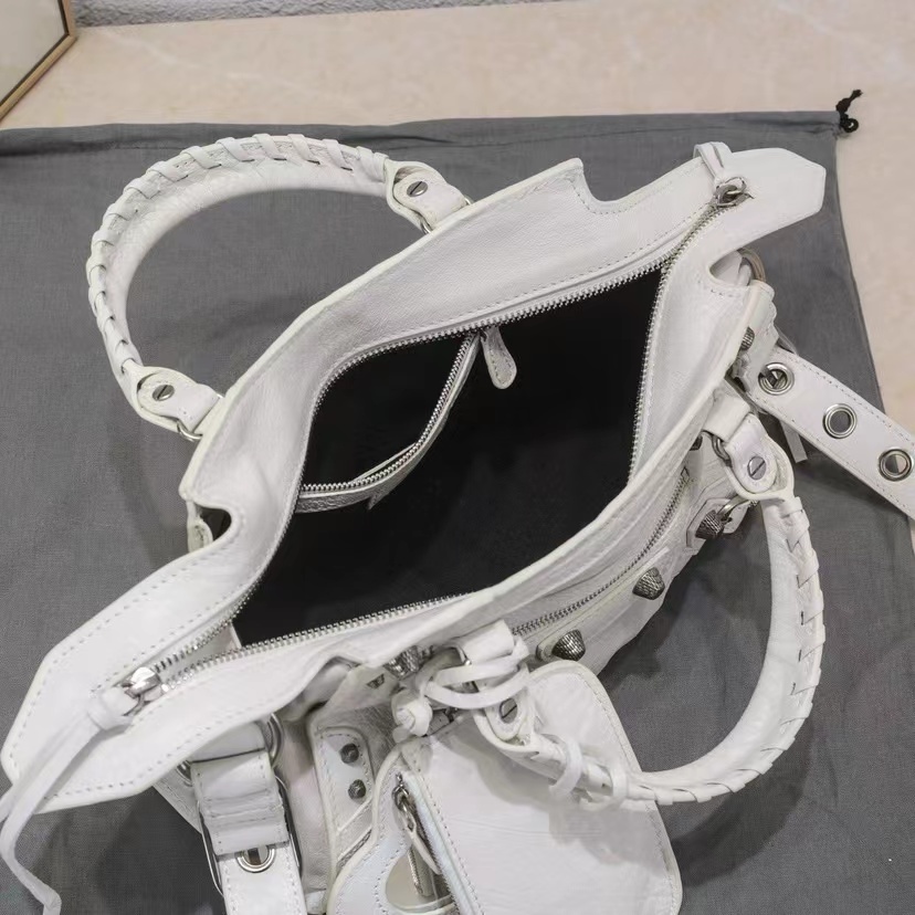 Balenciaga バレンシアガ  バッグ