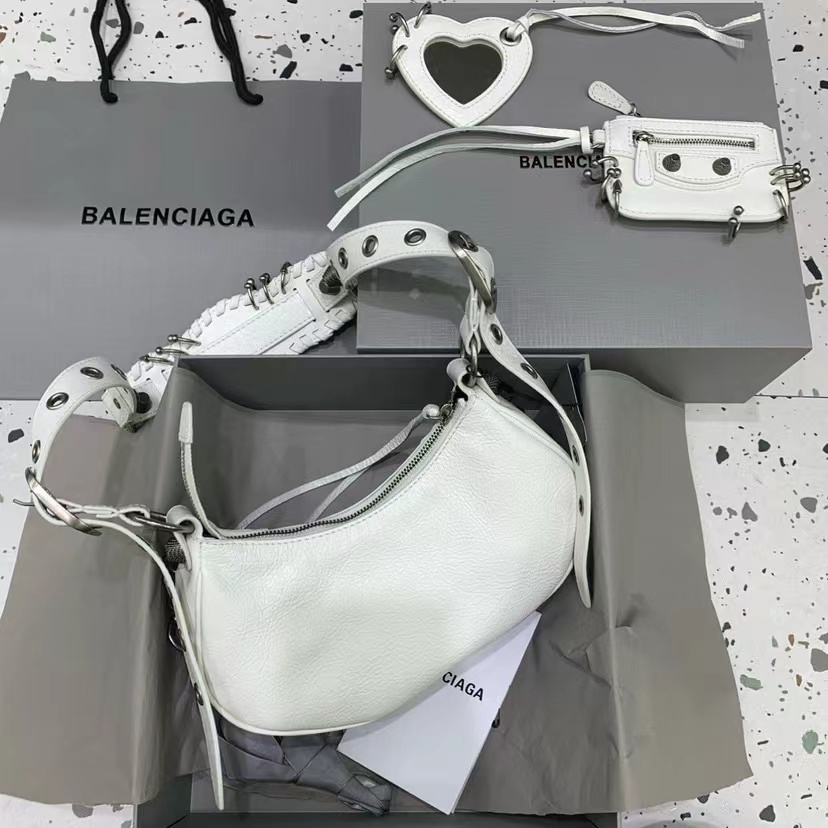 Balenciaga バレンシアガ  バッグ