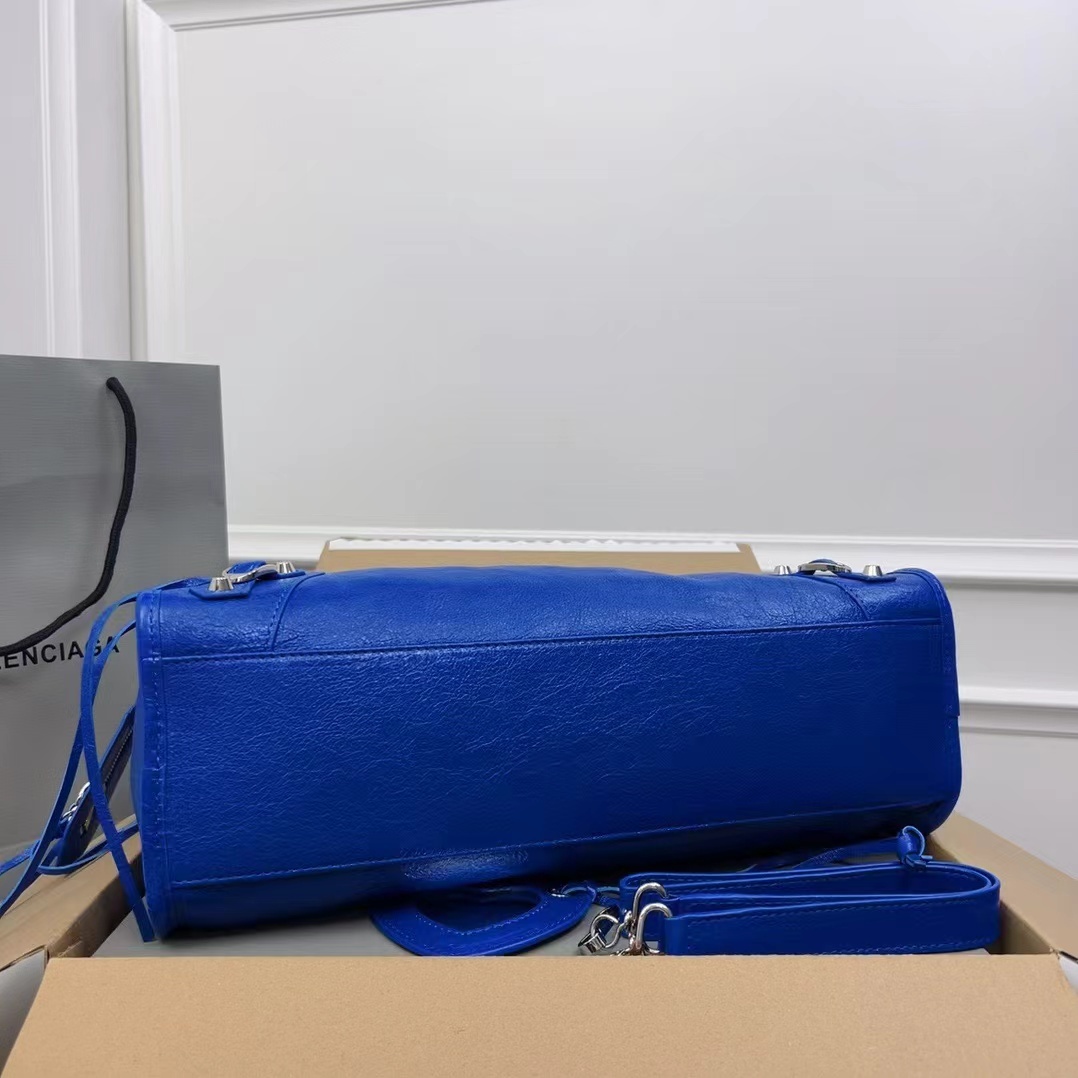 Balenciaga バレンシアガ  バッグ