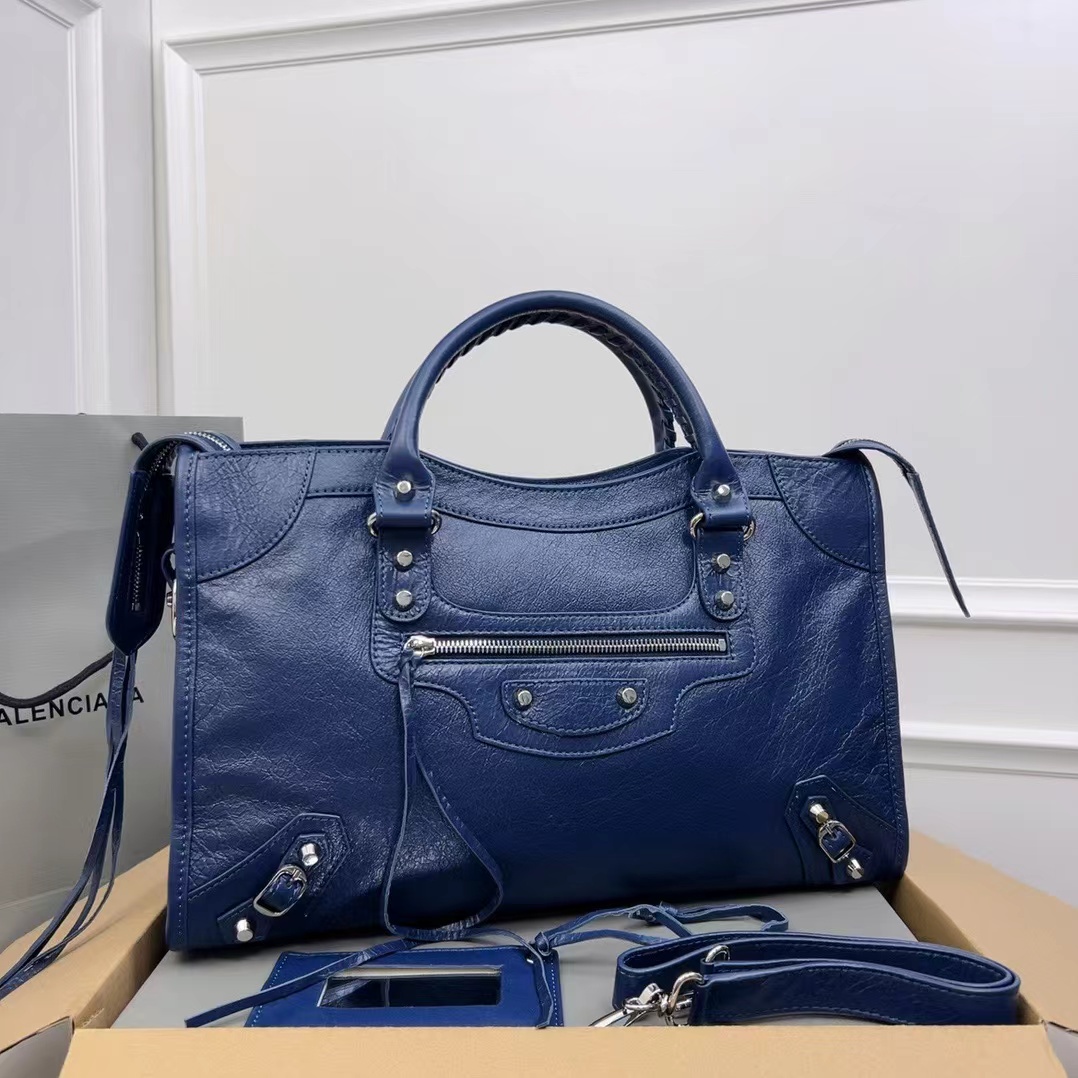 Balenciaga バレンシアガ  バッグ