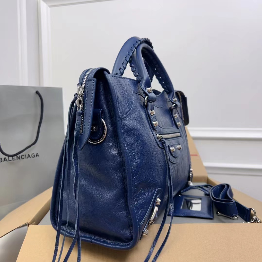 Balenciaga バレンシアガ  バッグ