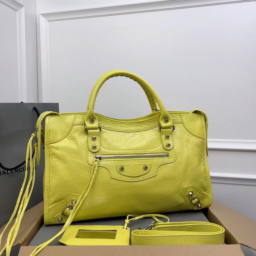 Balenciaga バレンシアガ  バッグ