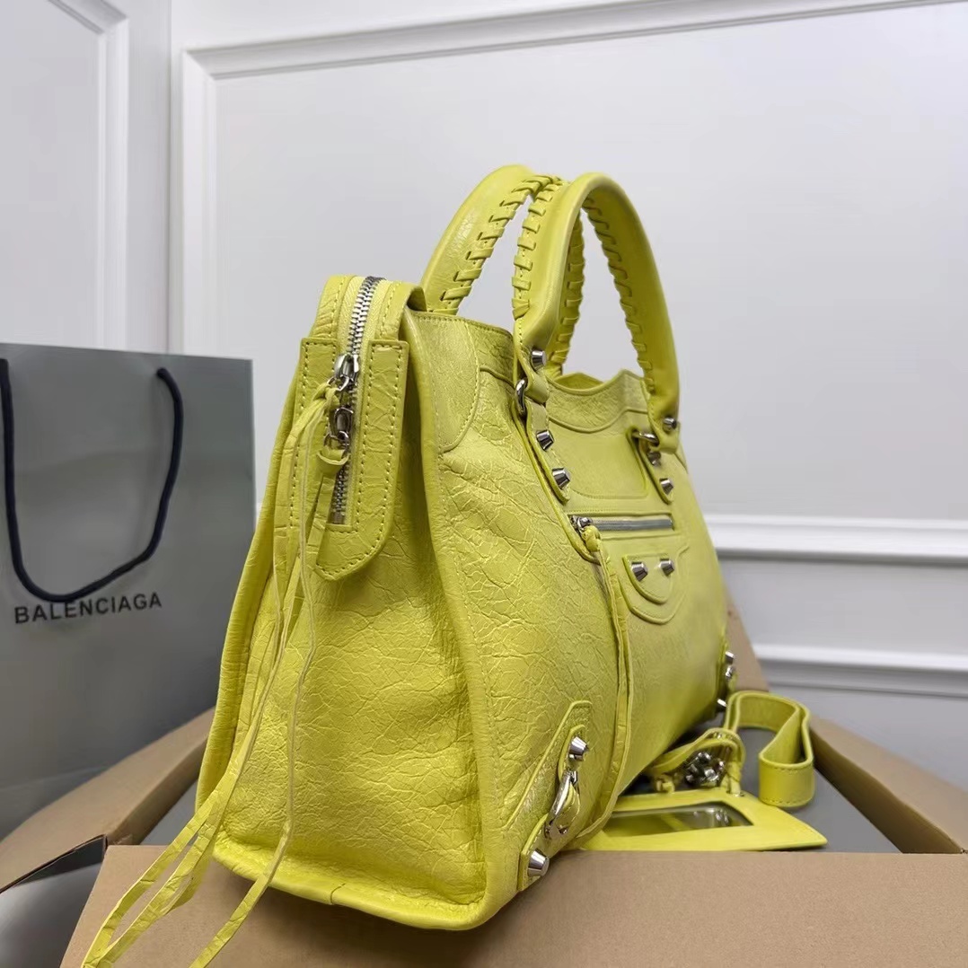 Balenciaga バレンシアガ  バッグ