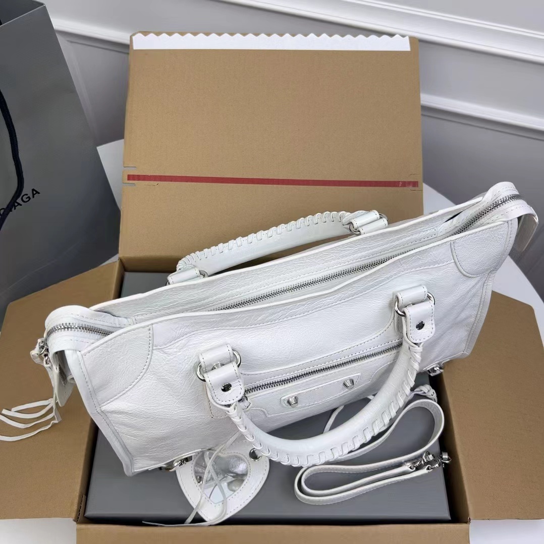 Balenciaga バレンシアガ  バッグ