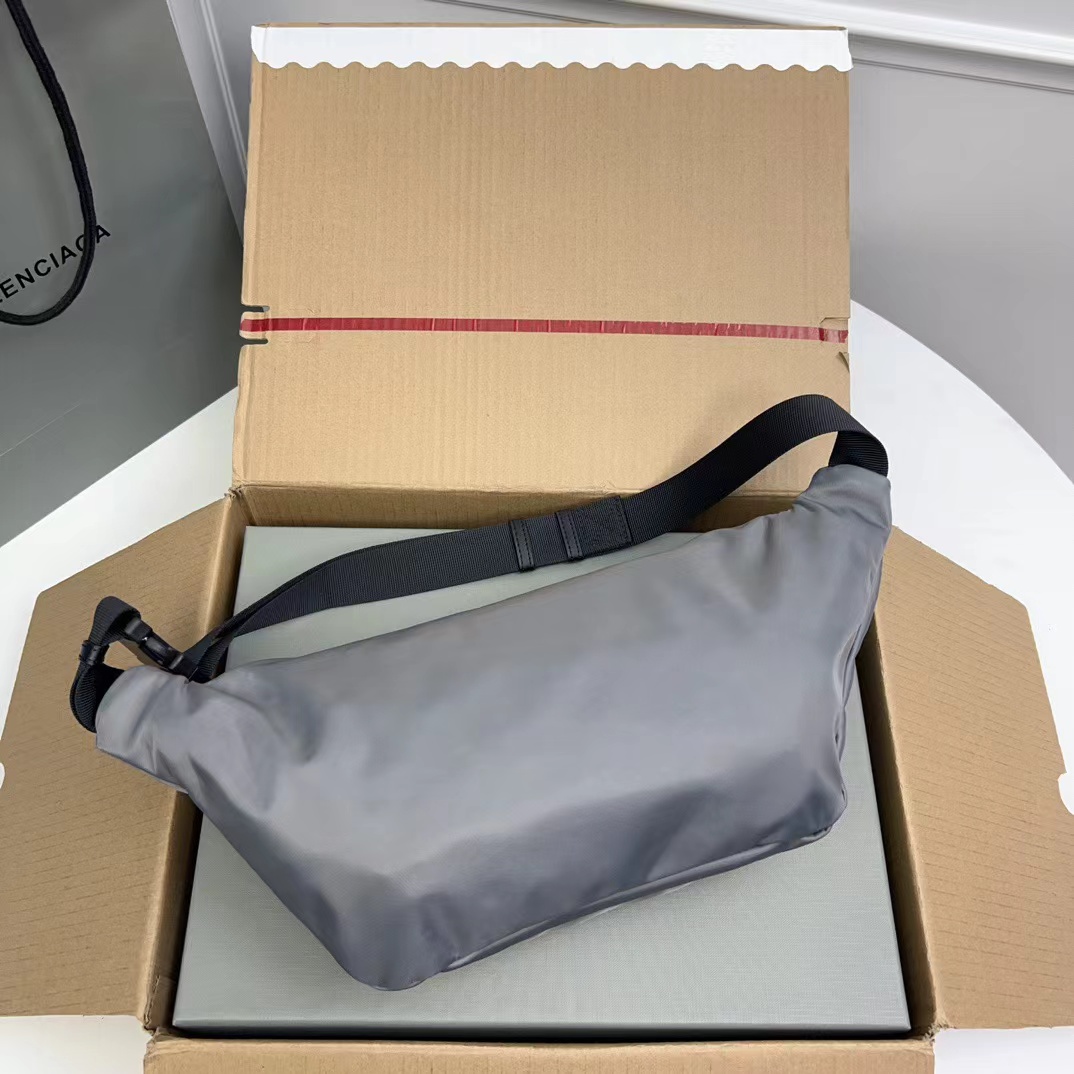 Balenciaga バレンシアガ  バッグ