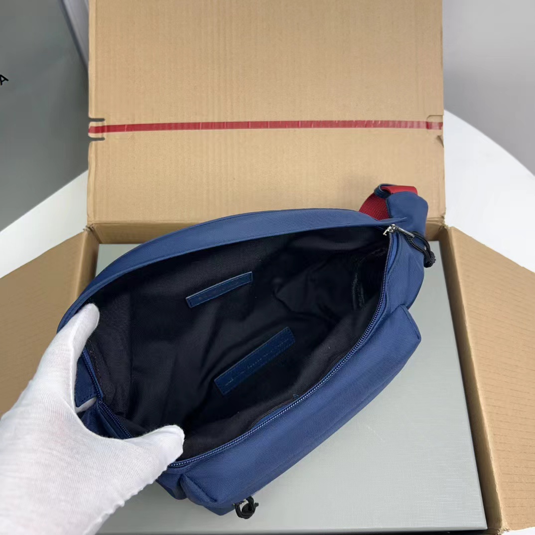 Balenciaga バレンシアガ  バッグ