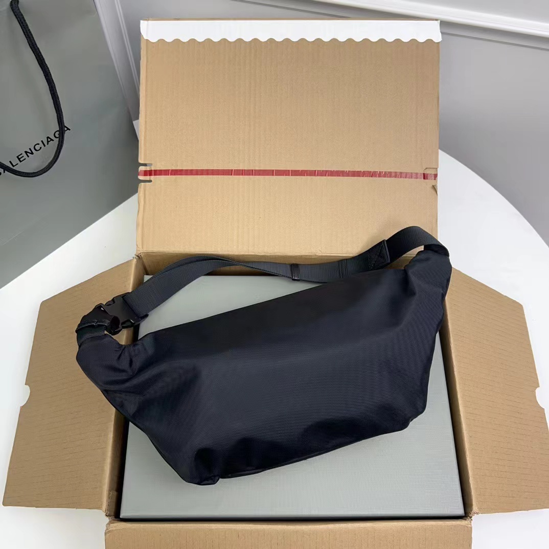 Balenciaga バレンシアガ  バッグ