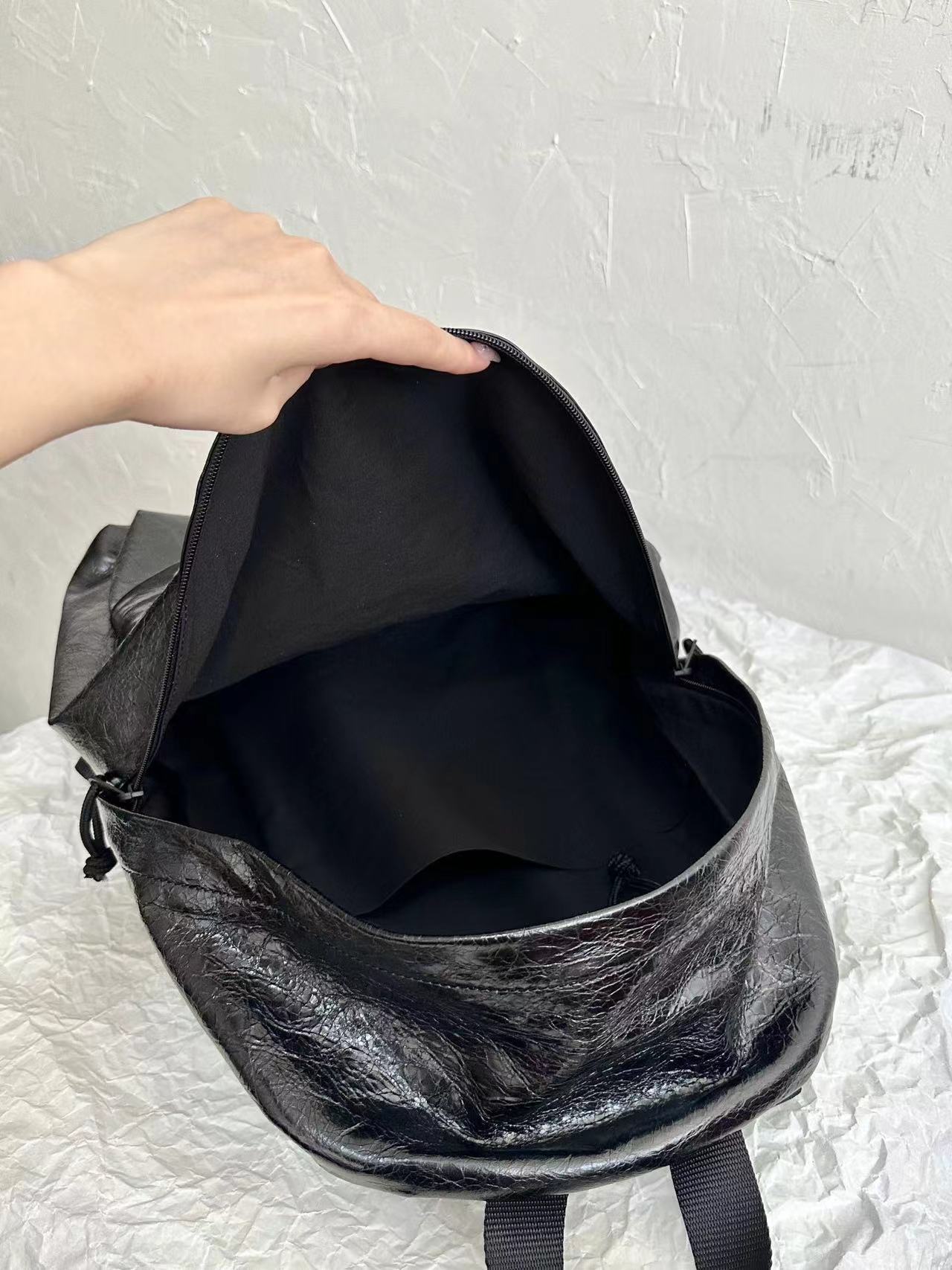 Balenciaga バレンシアガ  バッグ