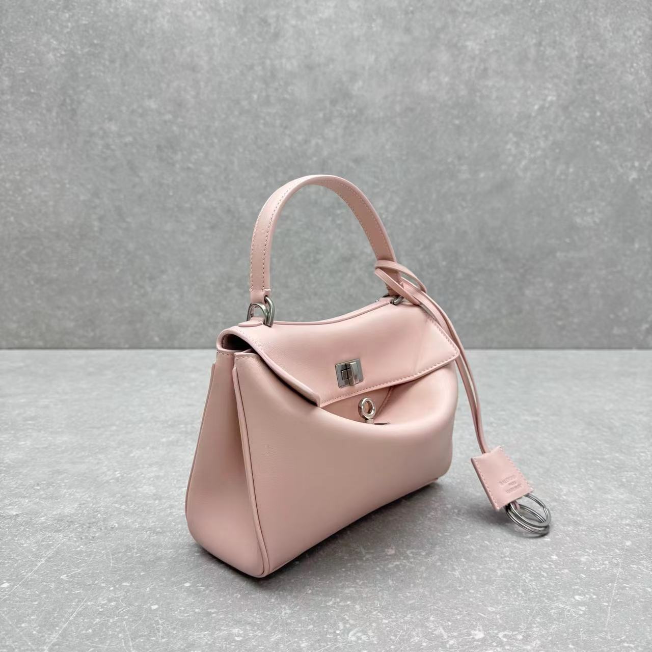 Balenciaga バレンシアガ  バッグ