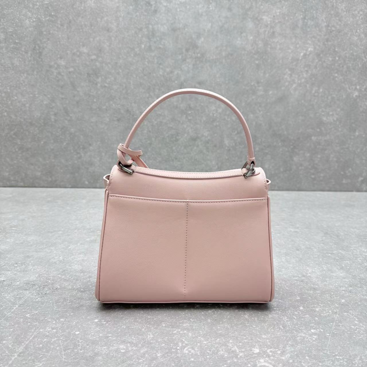 Balenciaga バレンシアガ  バッグ