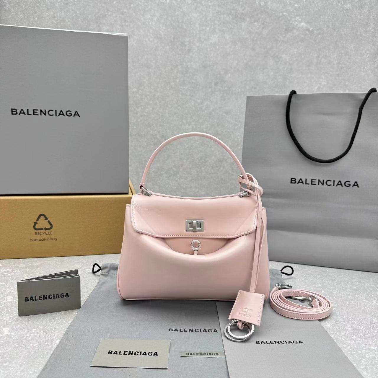 Balenciaga バレンシアガ  バッグ