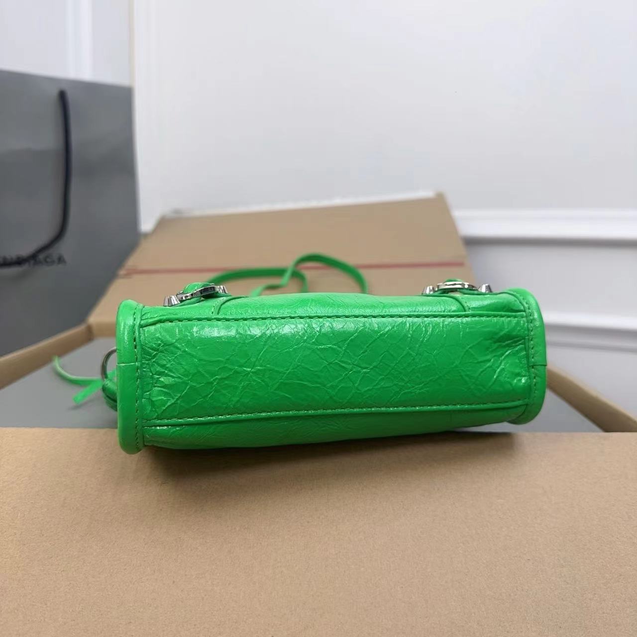 Balenciaga バレンシアガ  バッグ