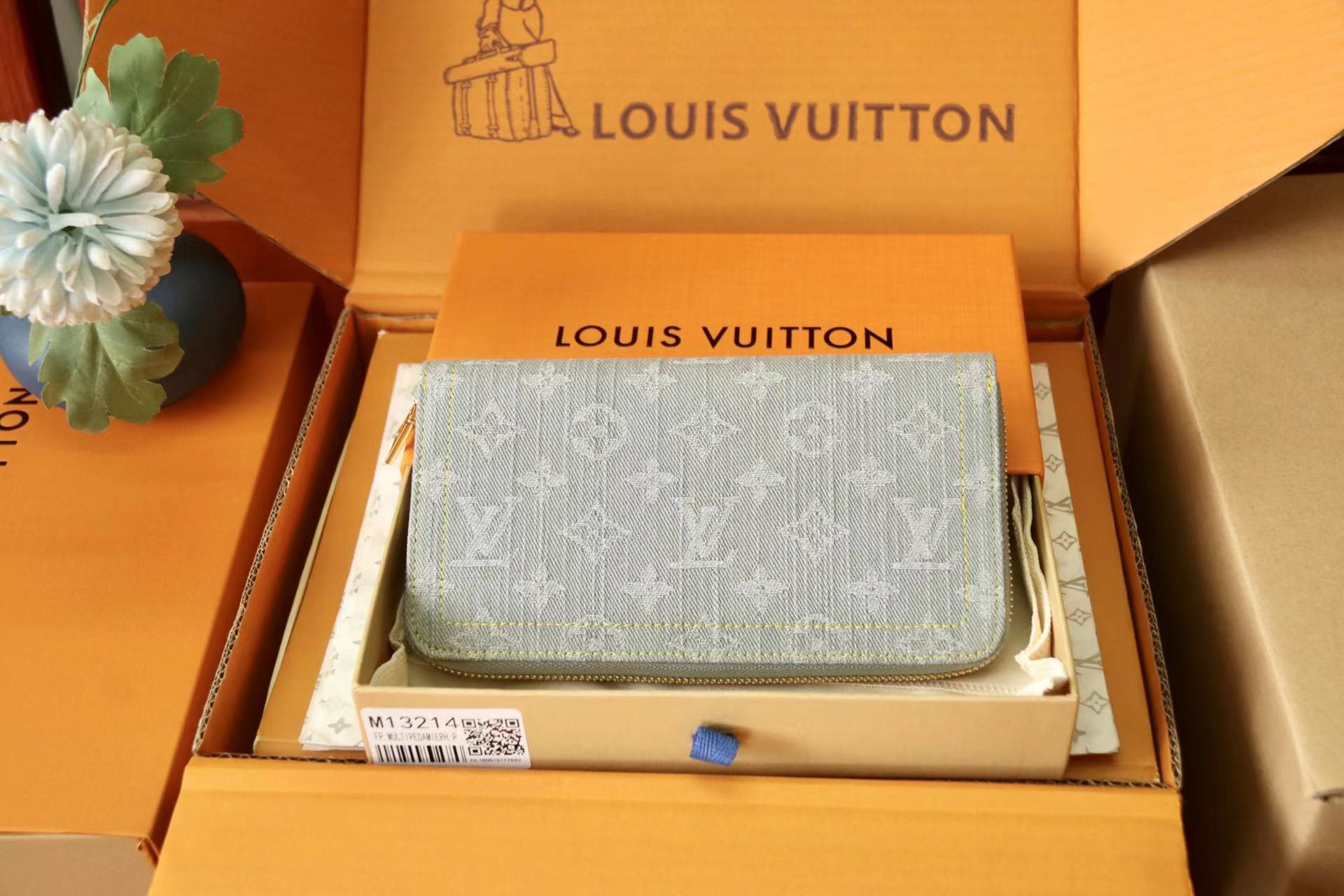 ルイヴィトン Louis Vuitton 財布