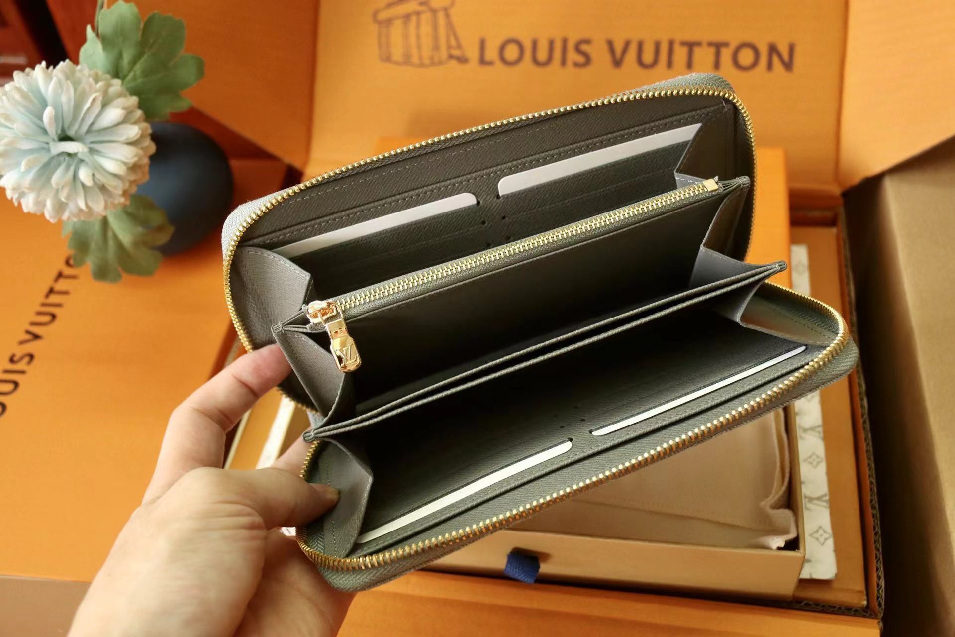 ルイヴィトン Louis Vuitton 財布