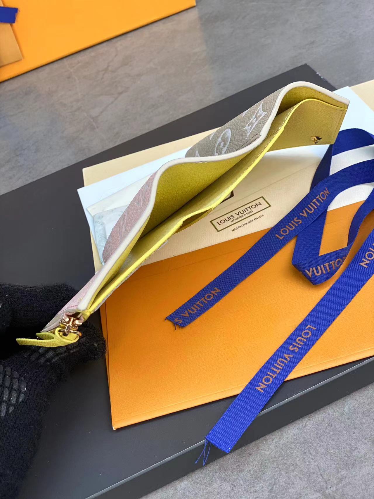 ルイヴィトン Louis Vuitton 財布