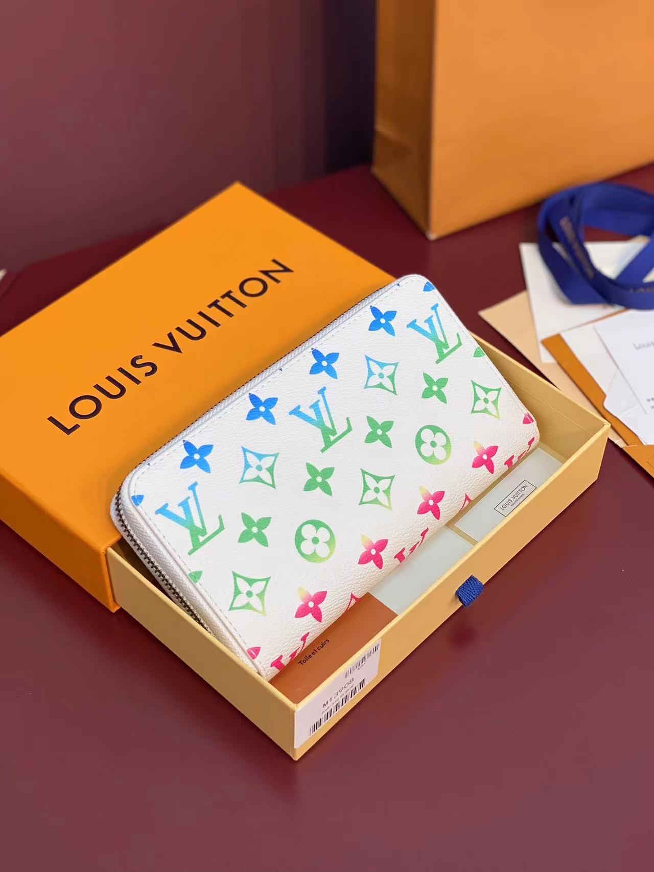 ルイヴィトン Louis Vuitton 財布