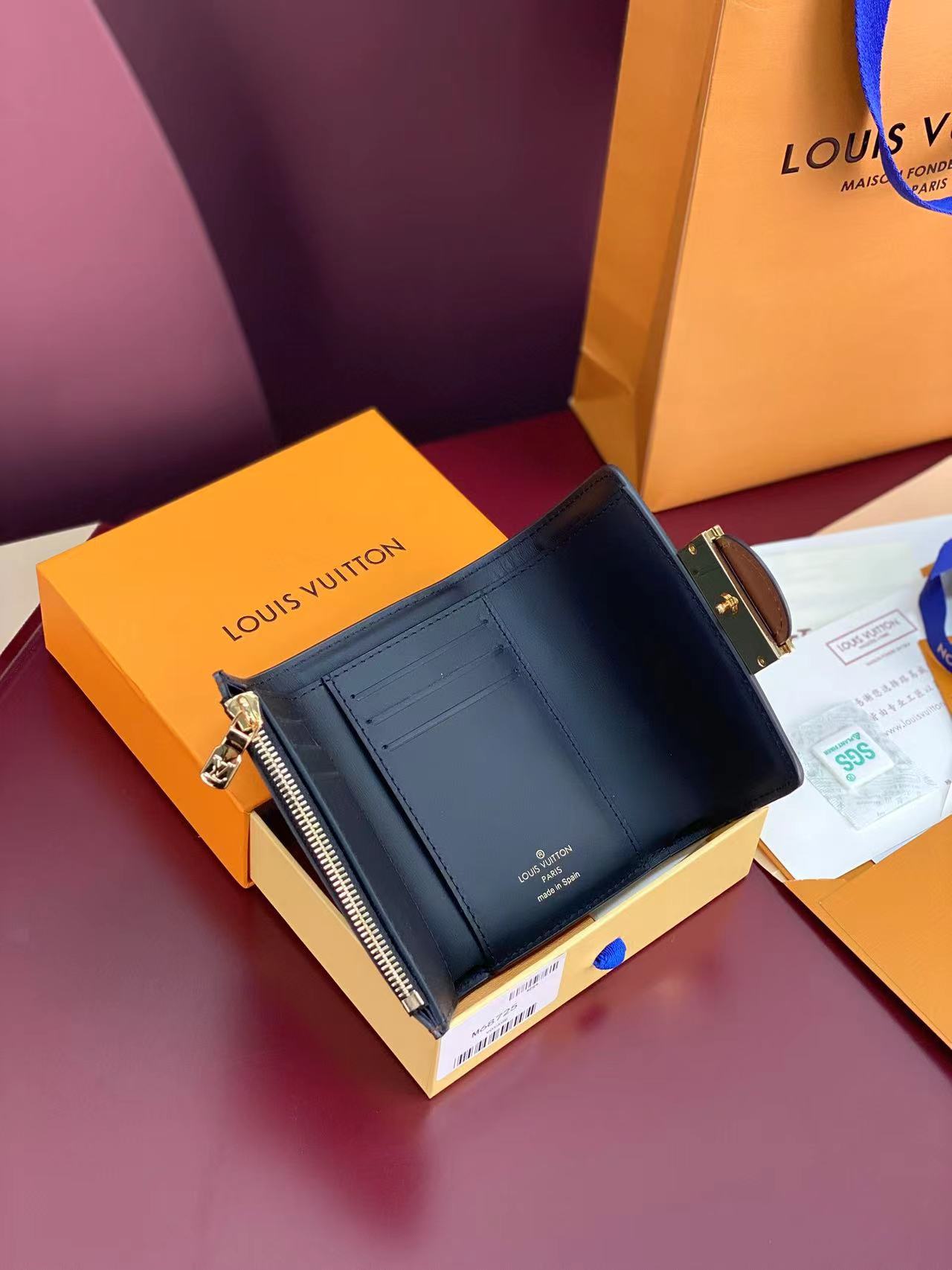 ルイヴィトン Louis Vuitton 財布