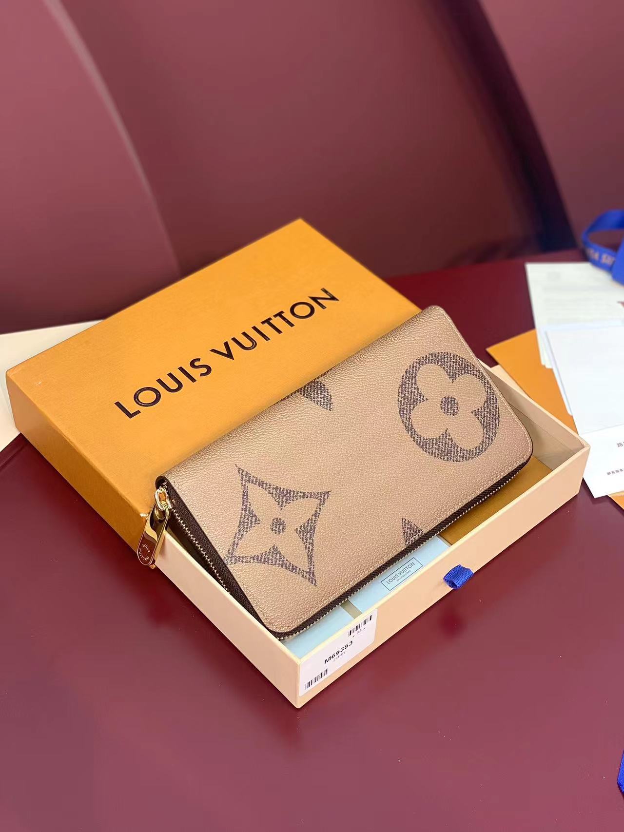 ルイヴィトン Louis Vuitton 財布