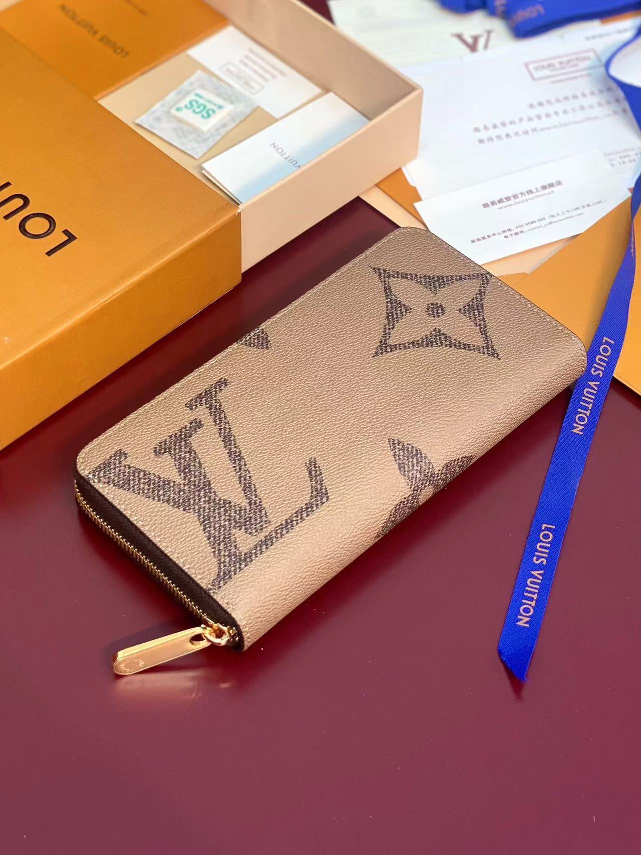 ルイヴィトン Louis Vuitton 財布