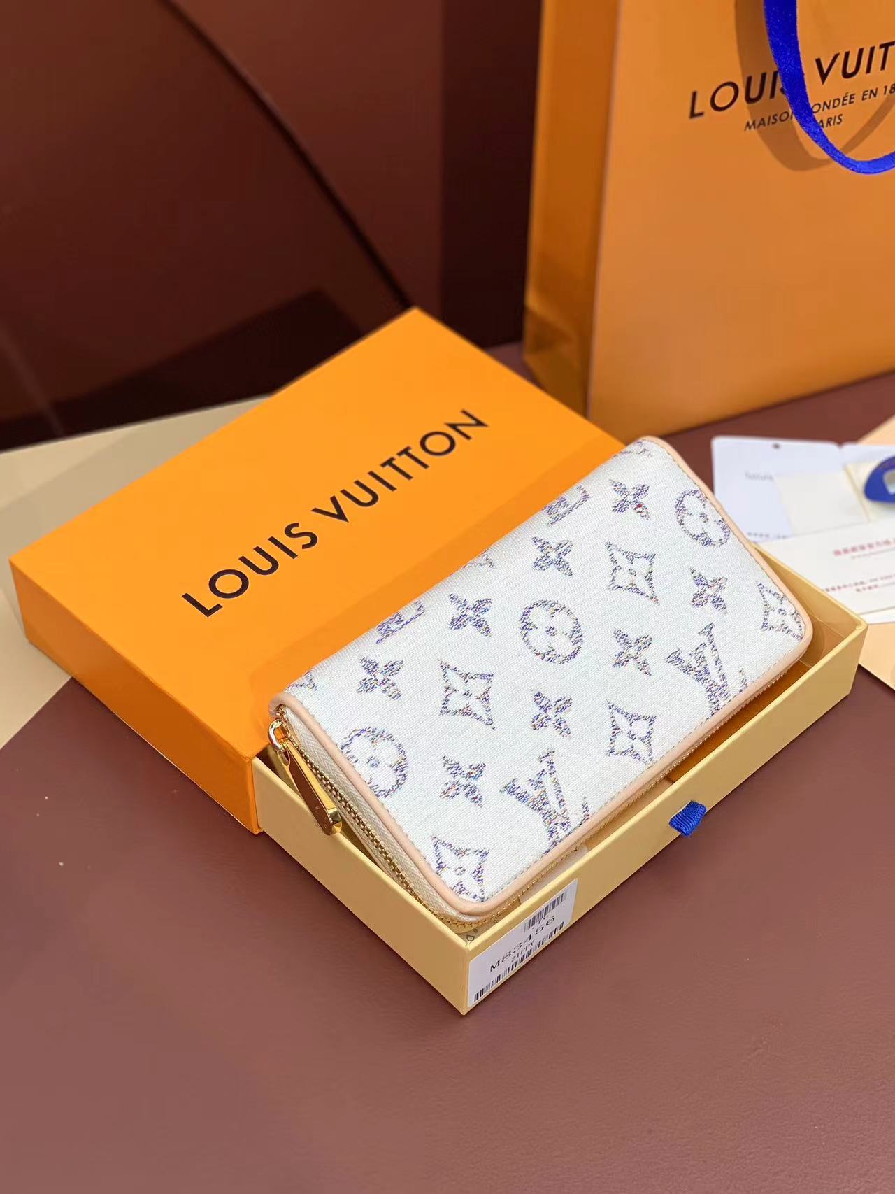 ルイヴィトン Louis Vuitton 財布