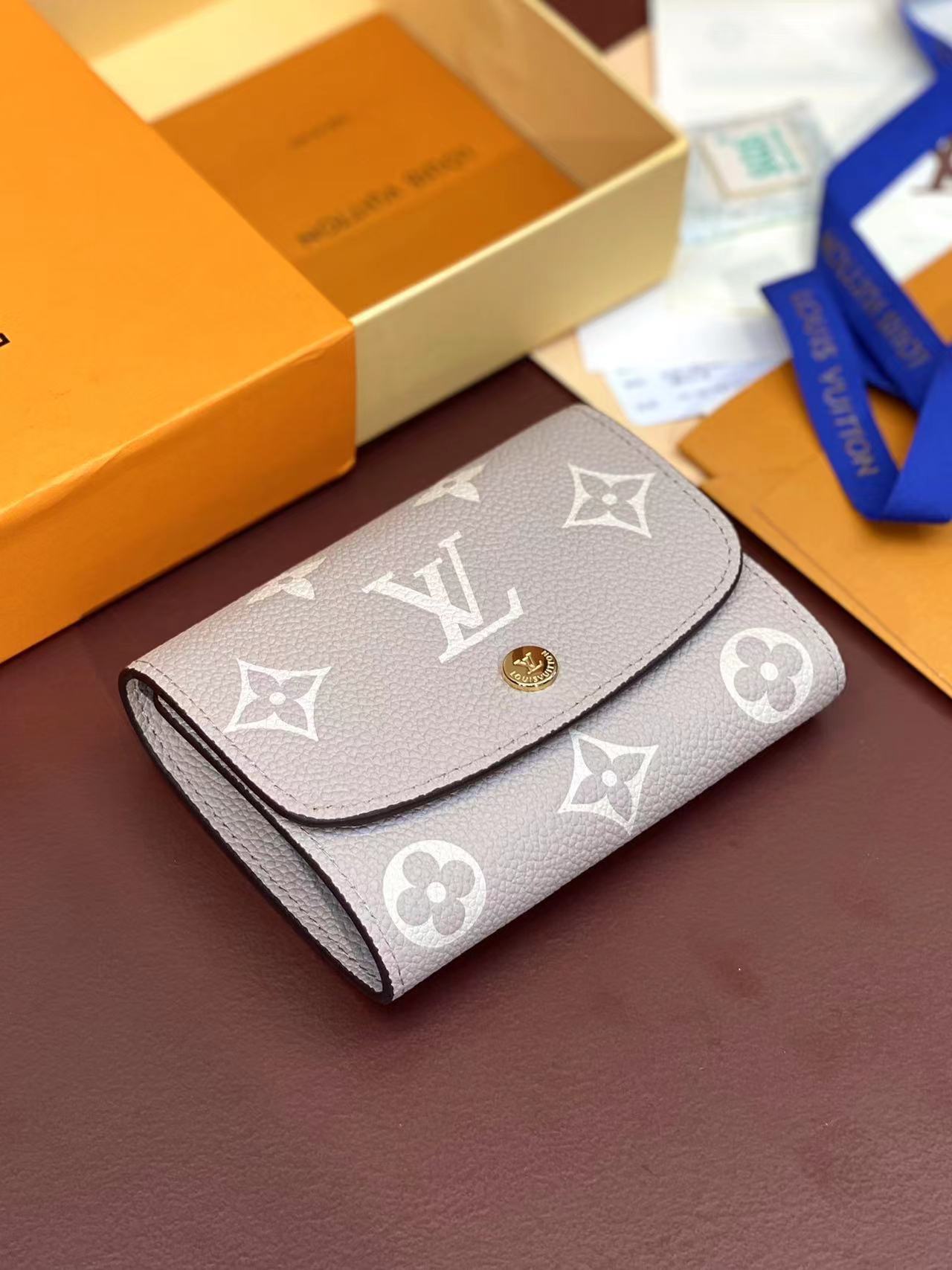 ルイヴィトン Louis Vuitton 財布