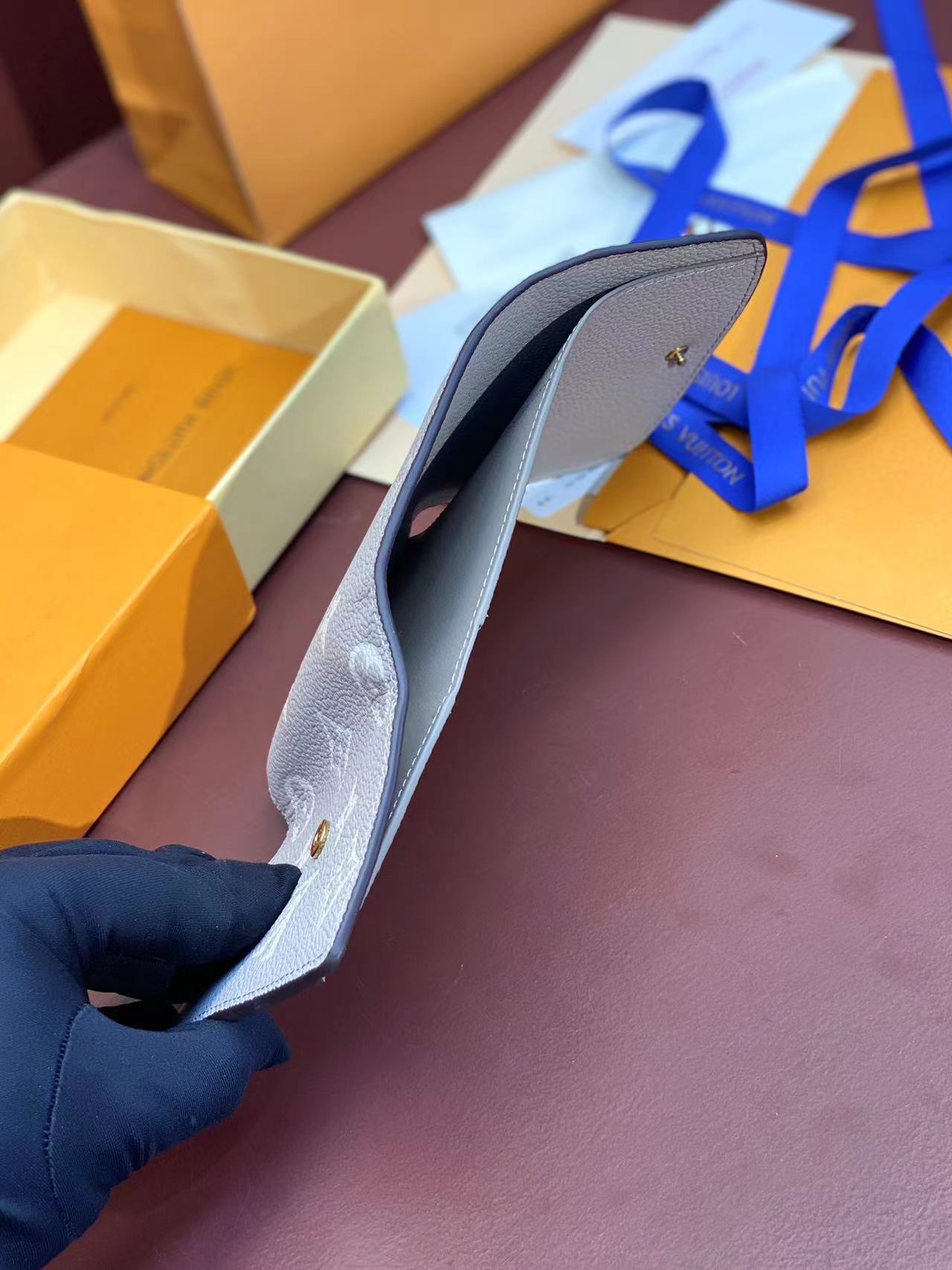 ルイヴィトン Louis Vuitton 財布