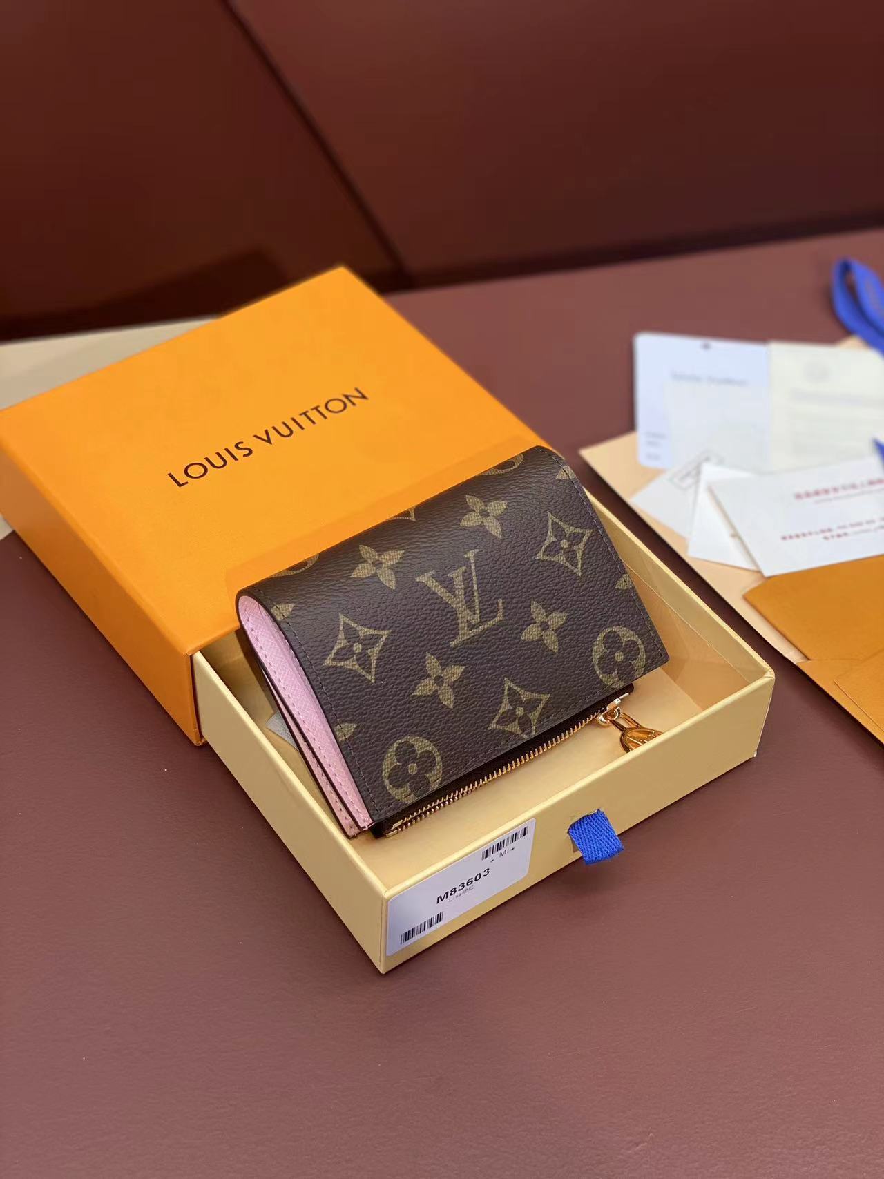ルイヴィトン Louis Vuitton 財布