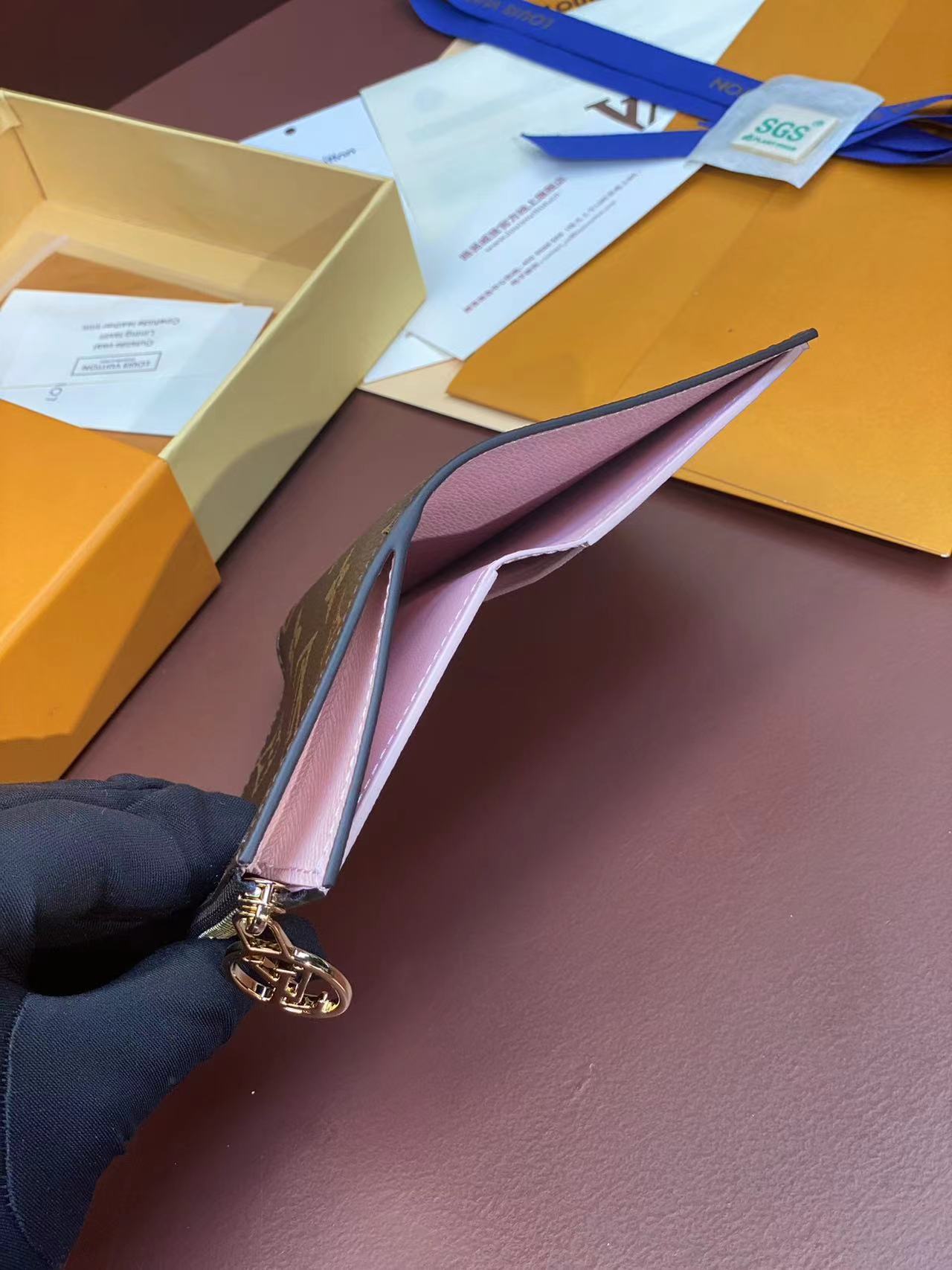 ルイヴィトン Louis Vuitton 財布