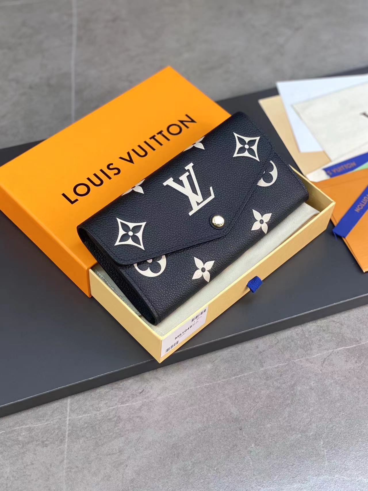 ルイヴィトン Louis Vuitton 財布