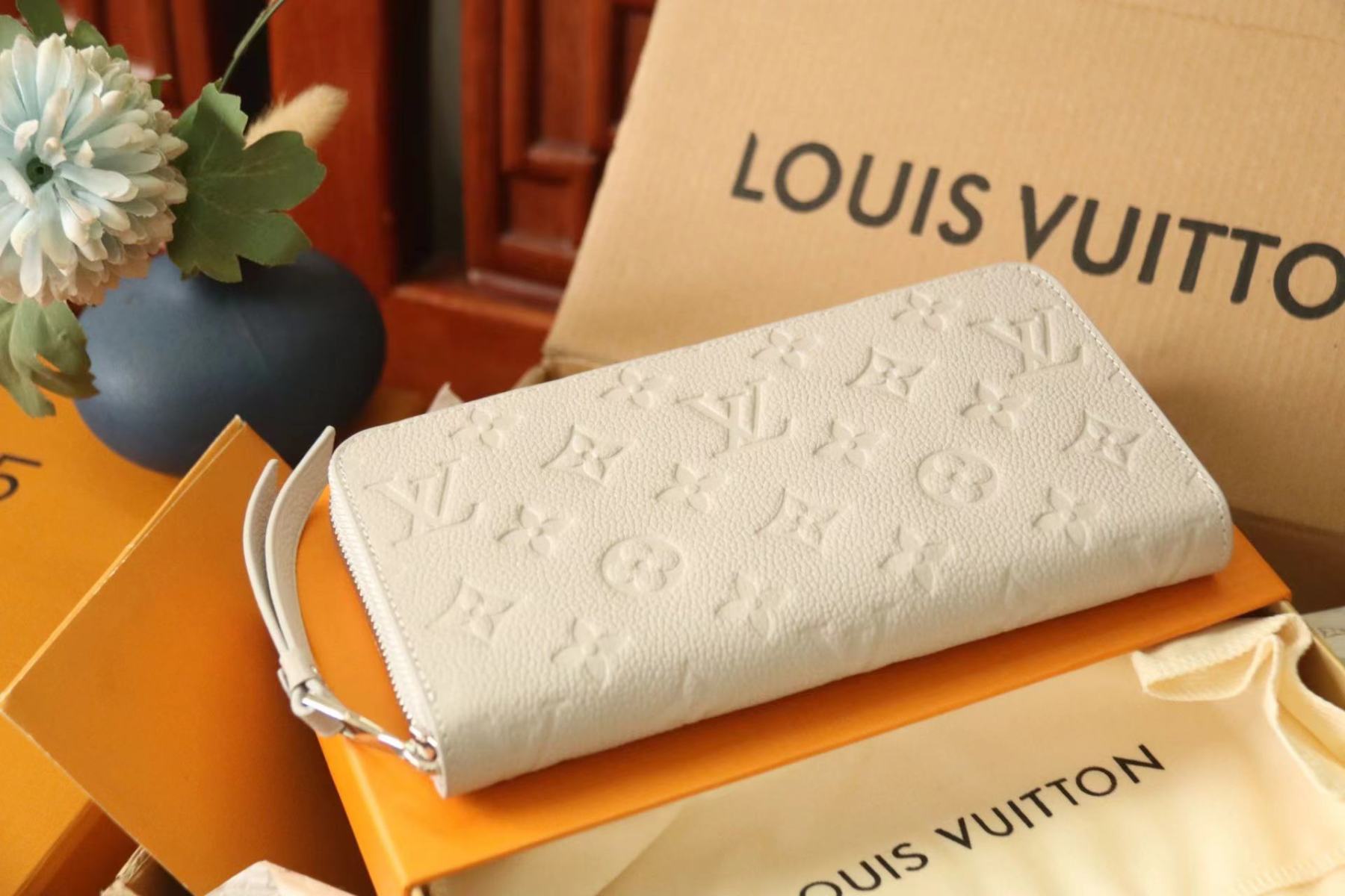 ルイヴィトン Louis Vuitton 財布