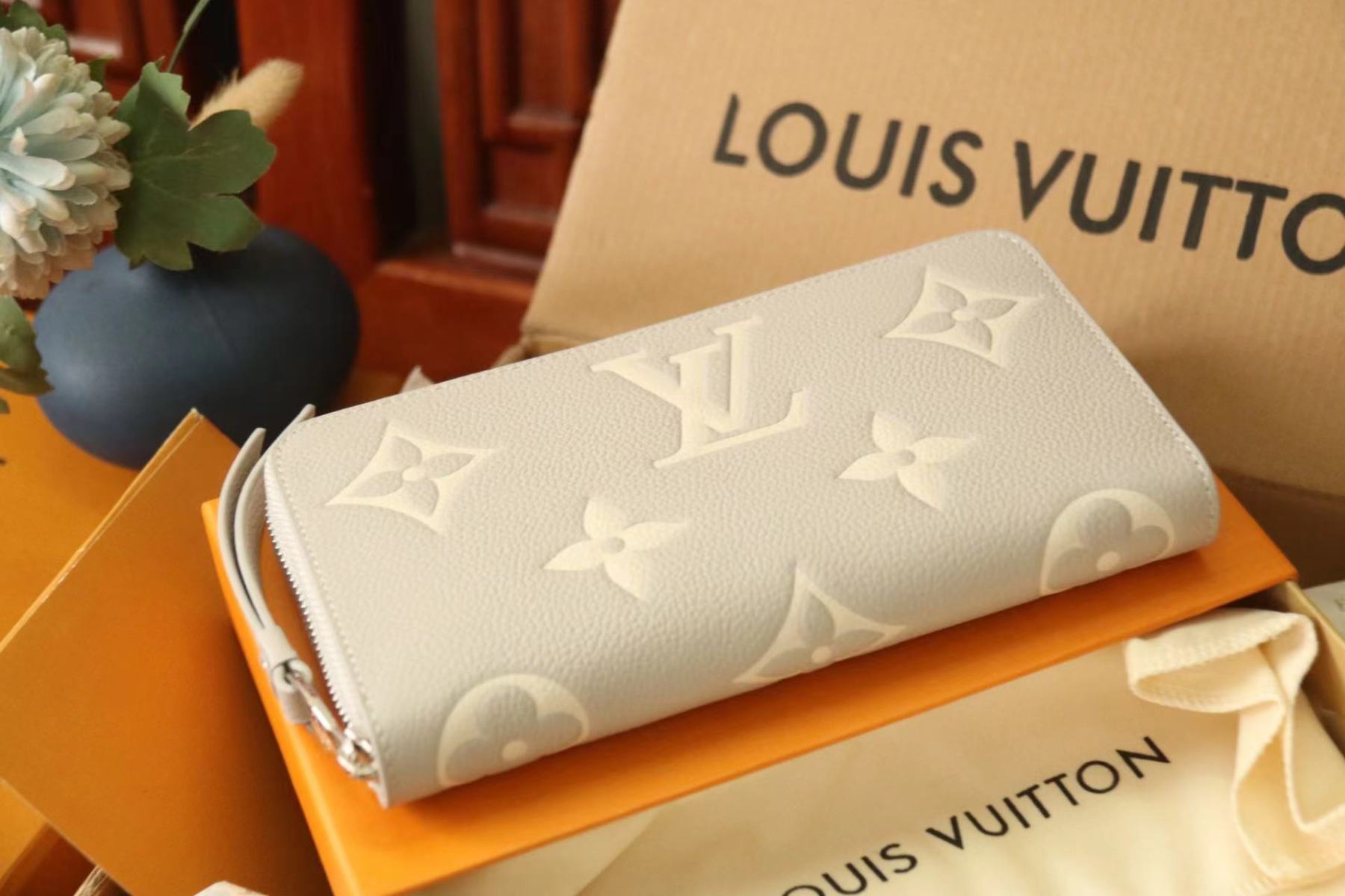 ルイヴィトン Louis Vuitton 財布