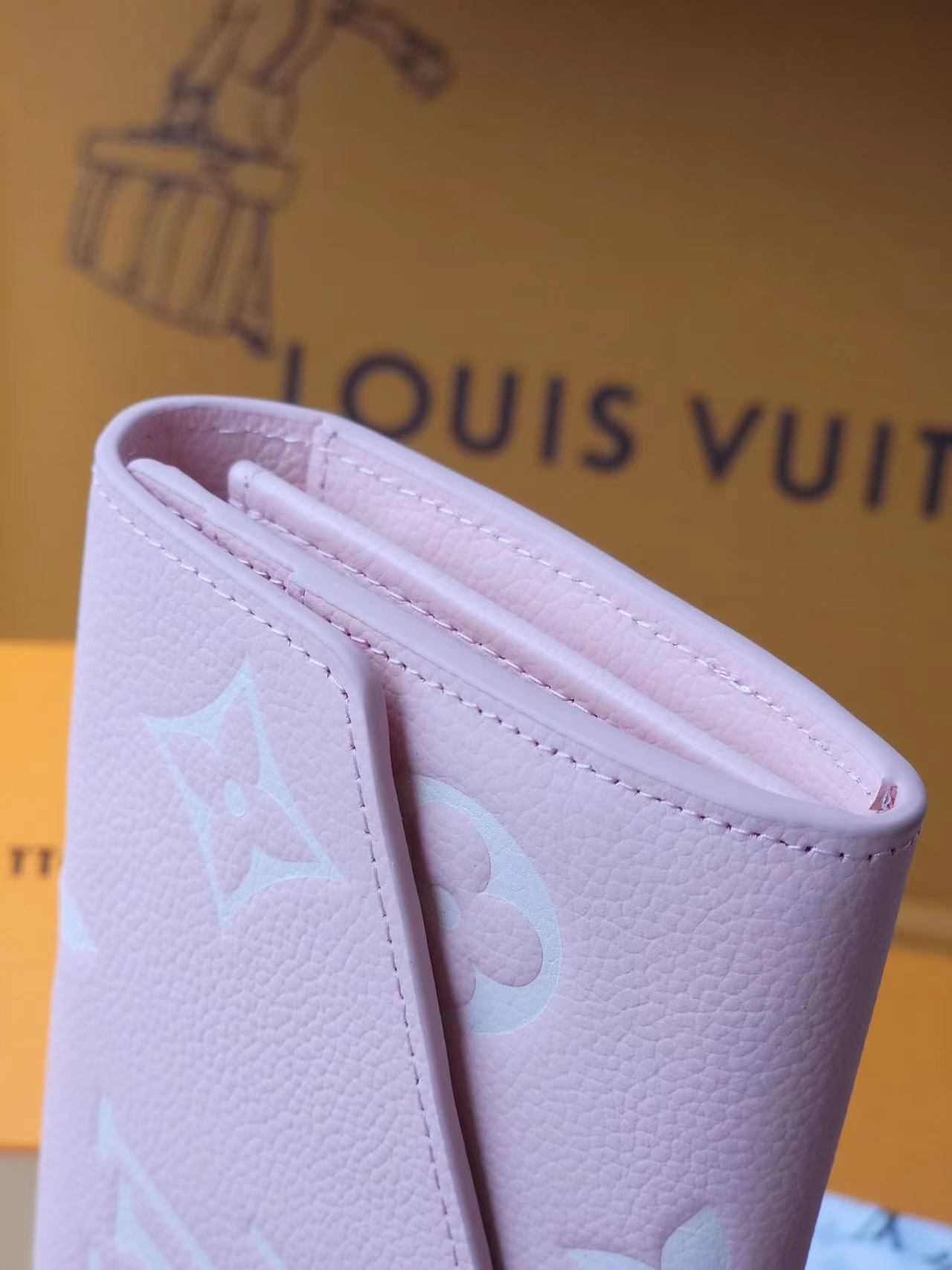 ルイヴィトン Louis Vuitton 財布