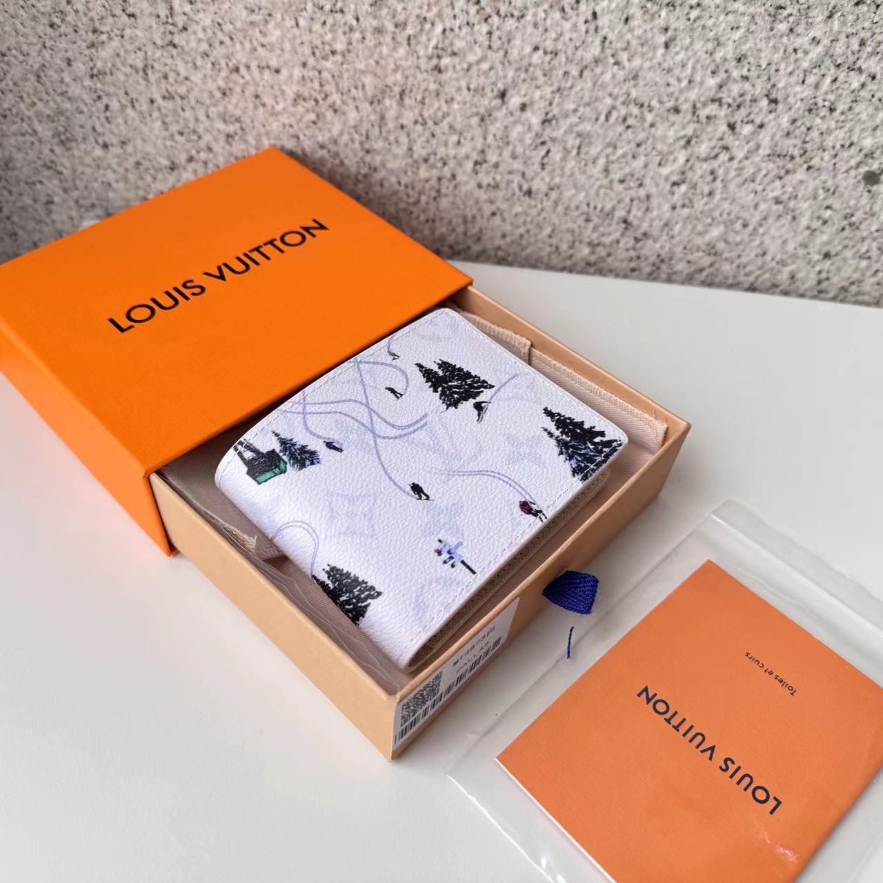 ルイヴィトン Louis Vuitton 財布