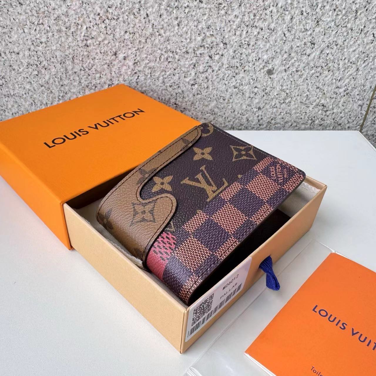 ルイヴィトン Louis Vuitton 財布