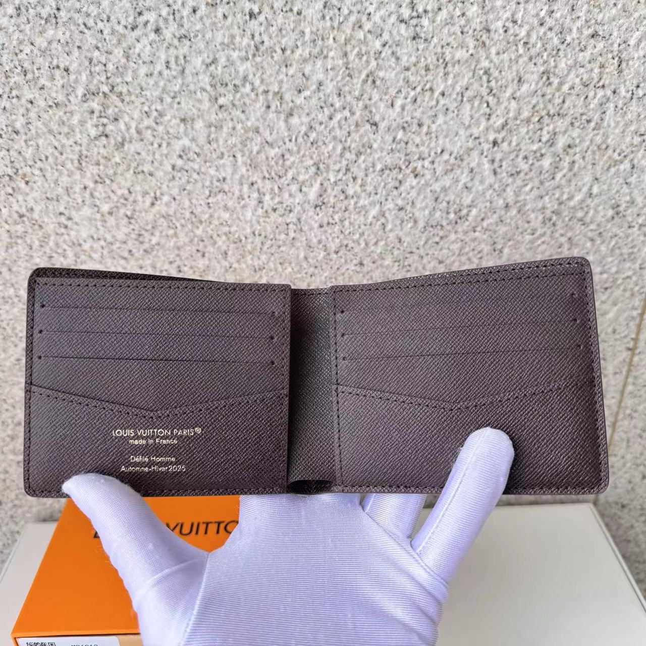 ルイヴィトン Louis Vuitton 財布