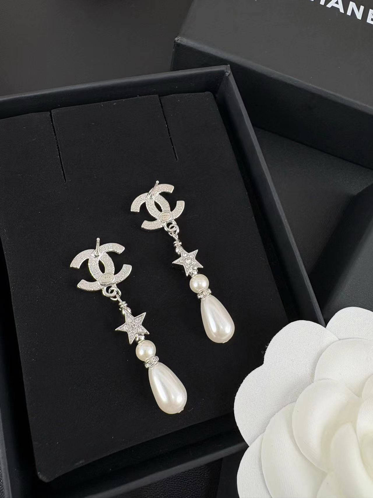 CHANEL シャネル ピアス