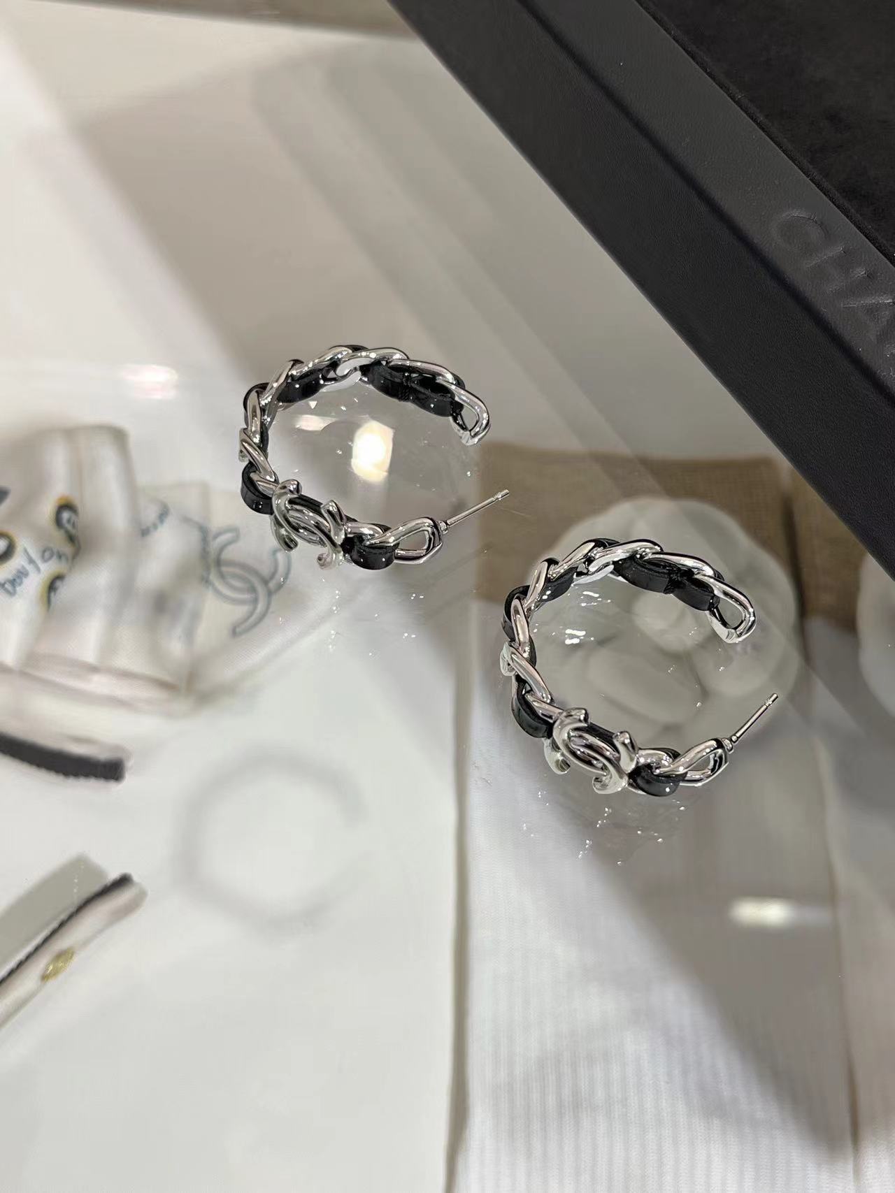 CHANEL シャネル ピアス