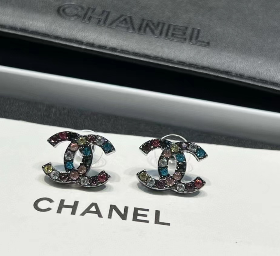 CHANEL シャネル ピアス