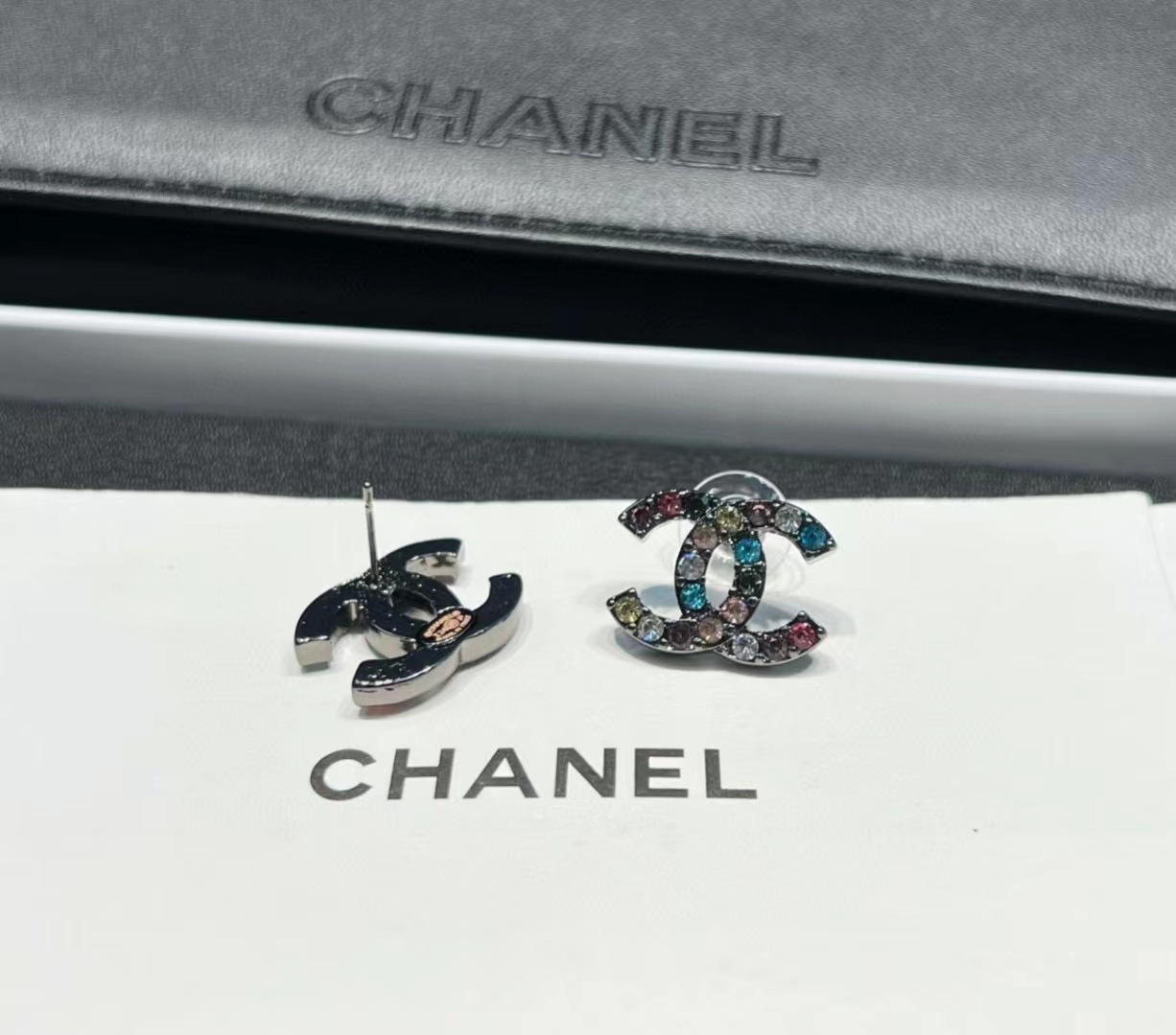 CHANEL シャネル ピアス
