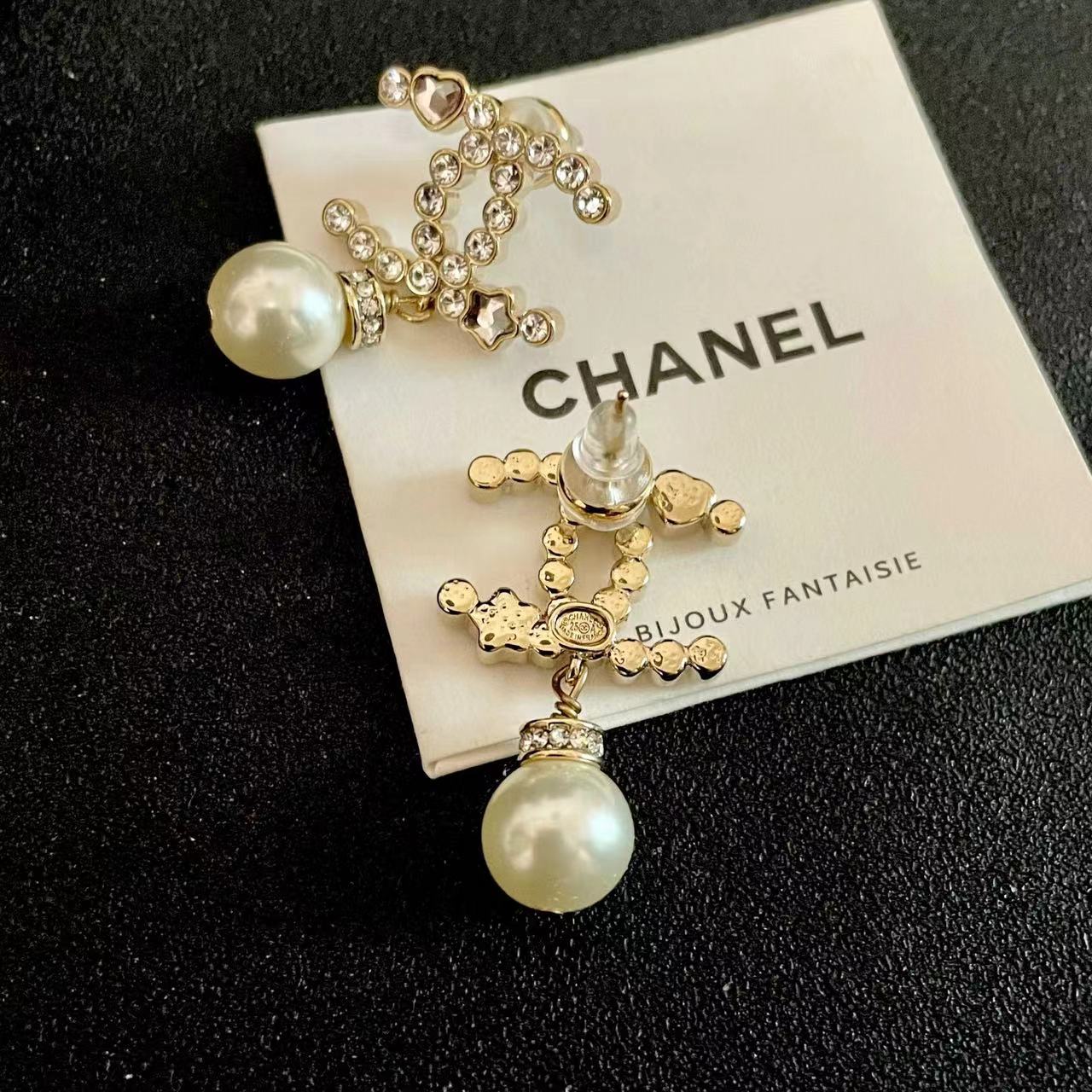 CHANEL シャネル ピアス