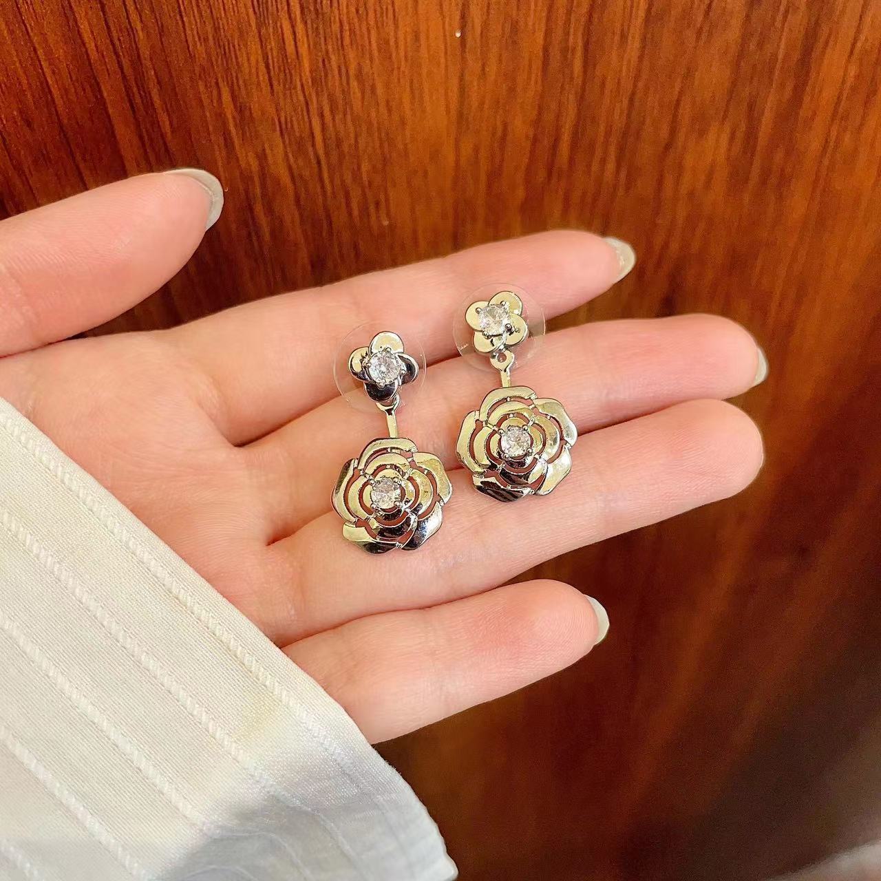 CHANEL シャネル ピアス