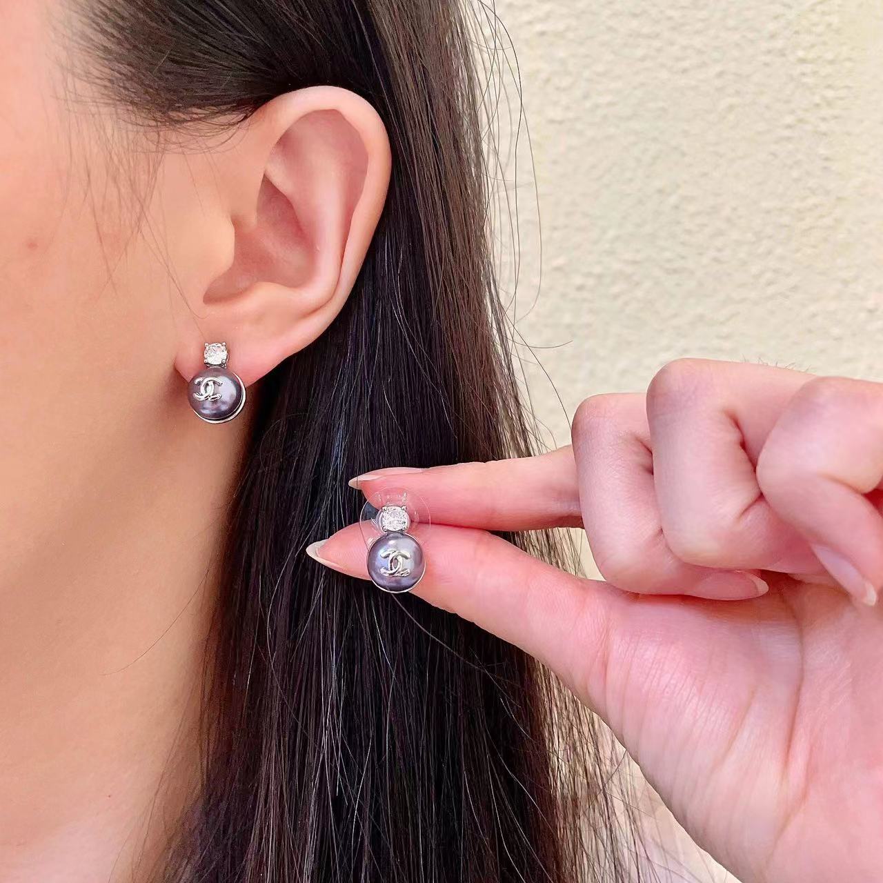 CHANEL シャネル ピアス