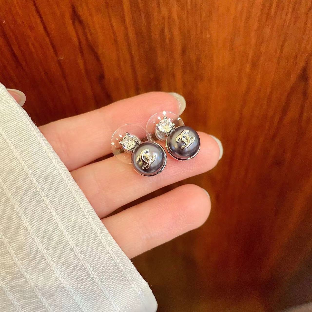 CHANEL シャネル ピアス