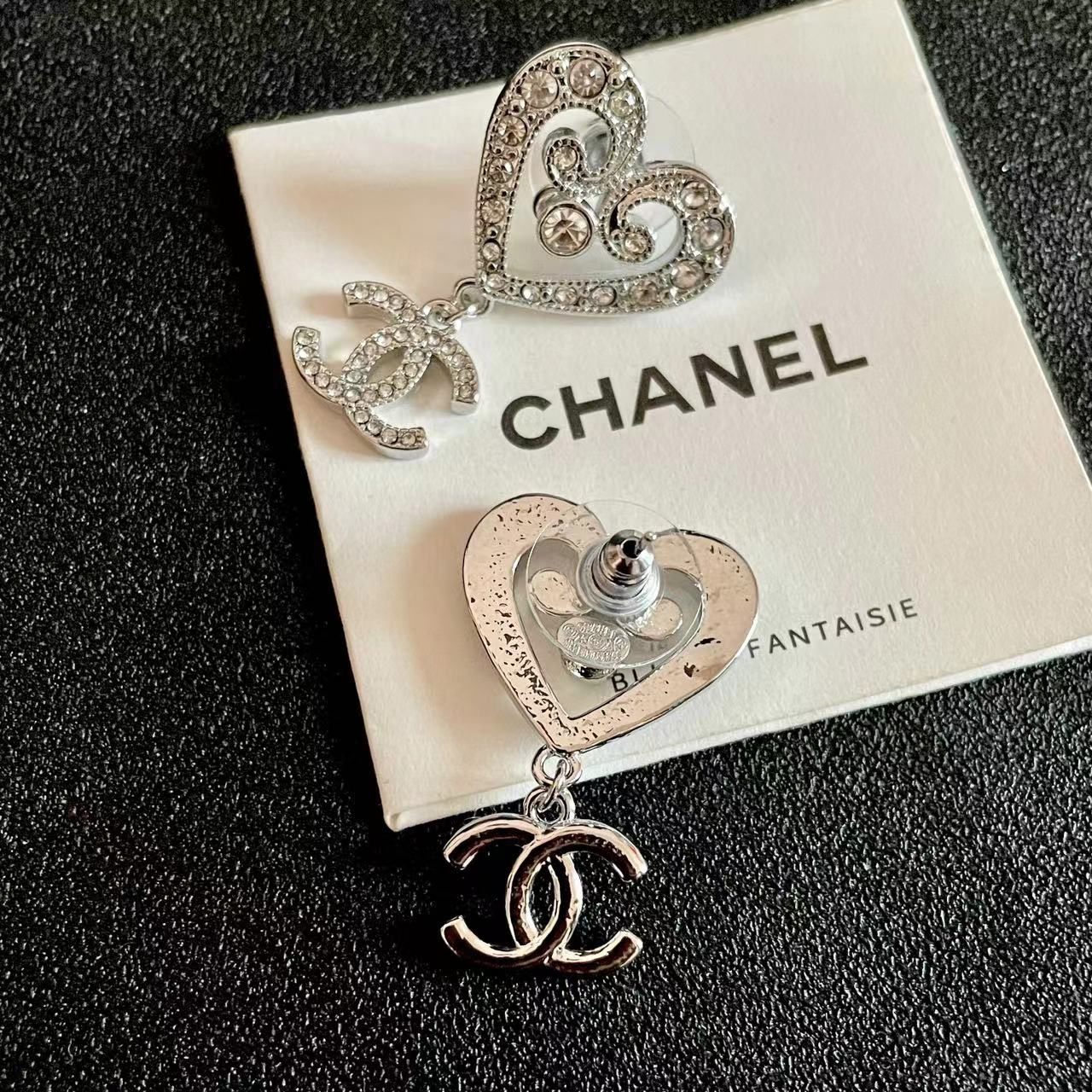 CHANEL シャネル ピアス