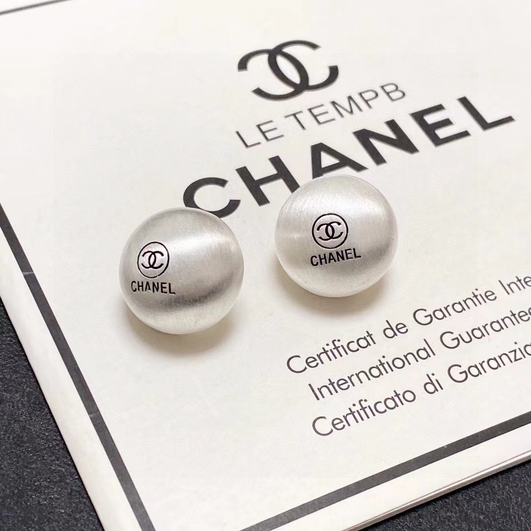 CHANEL シャネル ピアス