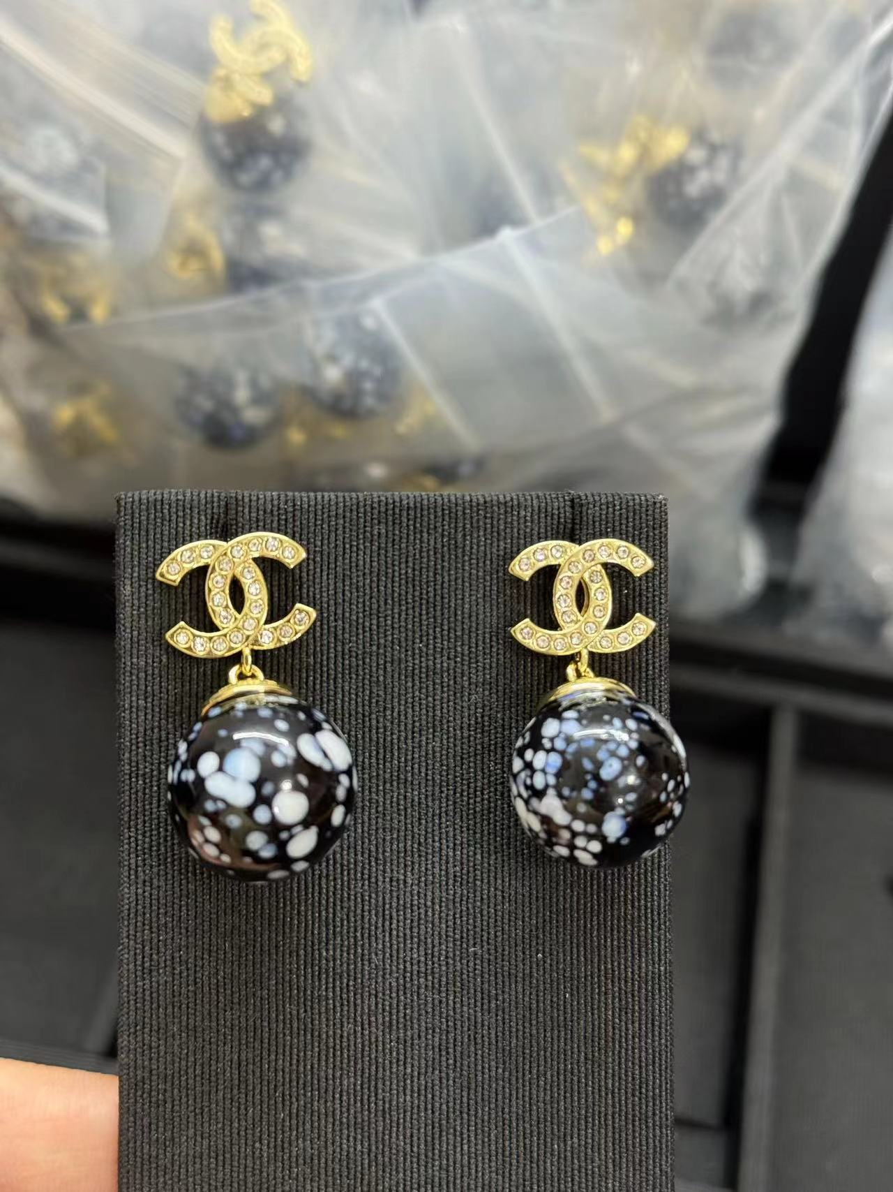 CHANEL シャネル ピアス