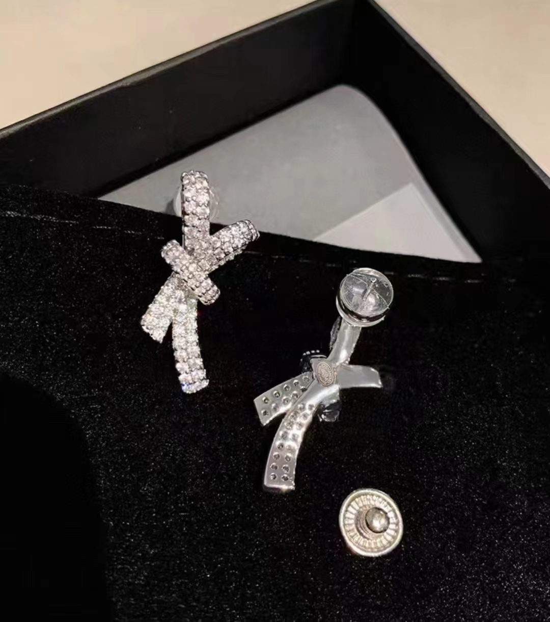 CHANEL シャネル ピアス