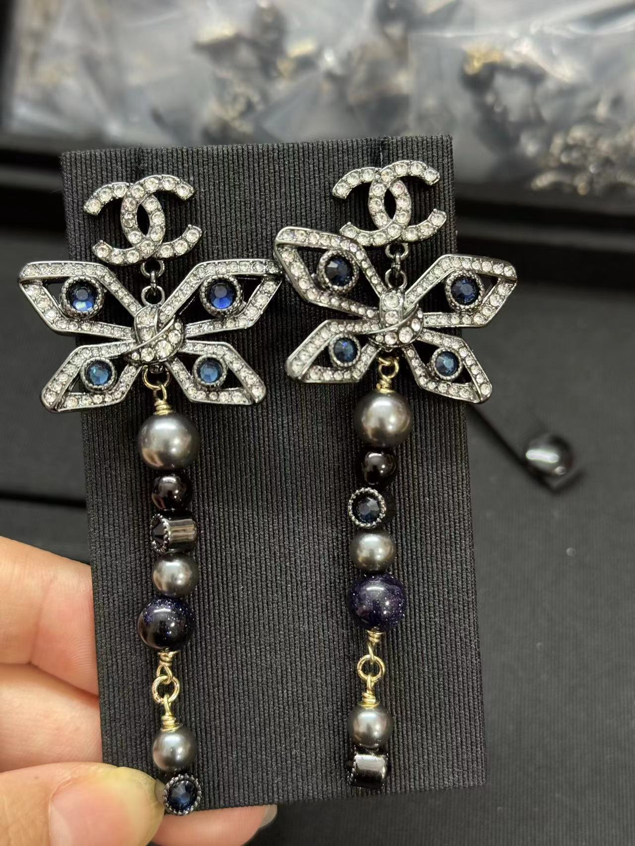 CHANEL シャネル ピアス